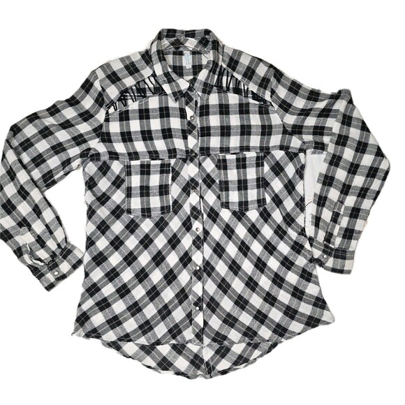Free People Tops - Free People Medium Shirt Women Black White‎ Plaid Snap Up Long Sleeve Top
